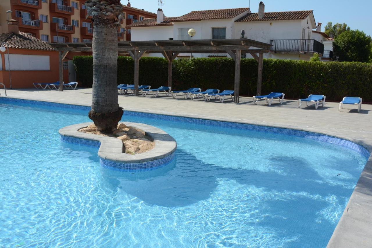 Apartamentos familiares Sa Gavina Gaudí L'Estartit Exterior foto