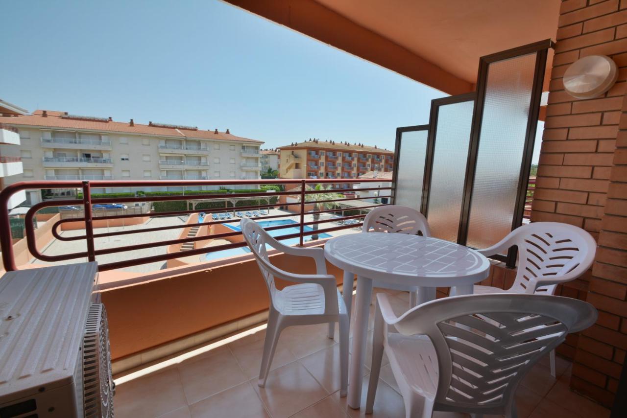 Apartamentos familiares Sa Gavina Gaudí L'Estartit Exterior foto