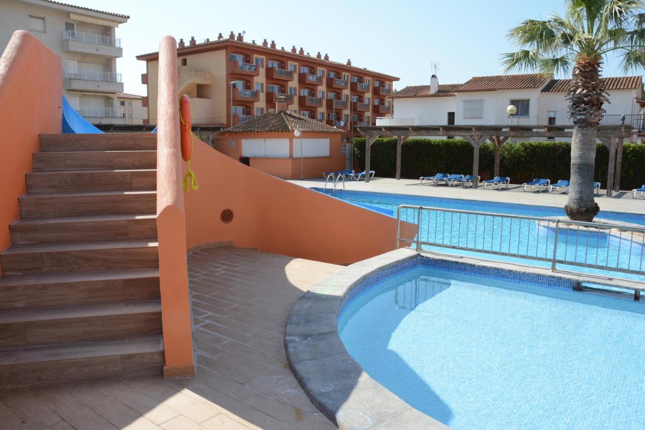 Apartamentos familiares Sa Gavina Gaudí L'Estartit Exterior foto